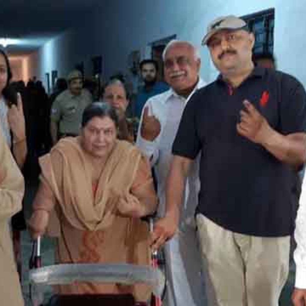 elderly voters in Lucknow